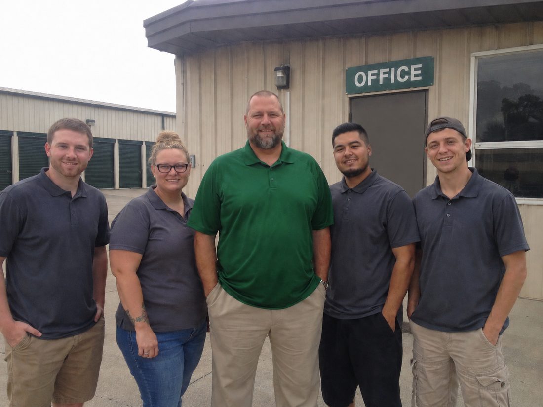 Pest control professionals in Riverside, CA